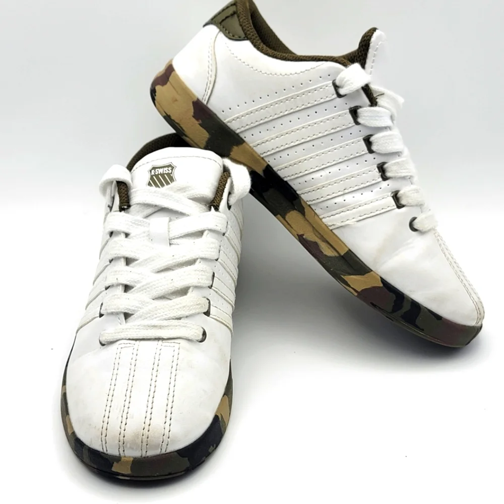 Varsity White and Camouflage Kids Sneakers Bt K-Swiss SIZE 3.5. #1549‎